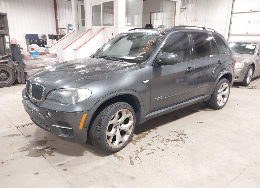 Photo 2 of 2011 Bmw X5 XDRIVE35I/XDRIVE35I PREMIUM/XDRIVE35I SPORT ACTIVITY (VIN 5UXZV4C55BL416374)