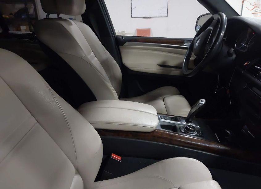 Photo 5 of 2011 Bmw X5 XDRIVE35I/XDRIVE35I PREMIUM/XDRIVE35I SPORT ACTIVITY (VIN 5UXZV4C55BL416374)