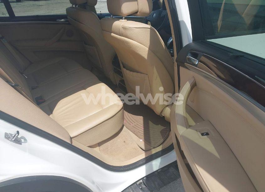 Photo 8 of 2011 Bmw X5 XDRIVE35I/XDRIVE35I PREMIUM/XDRIVE35I SPORT ACTIVITY (VIN 5UXZV4C55BL739890)