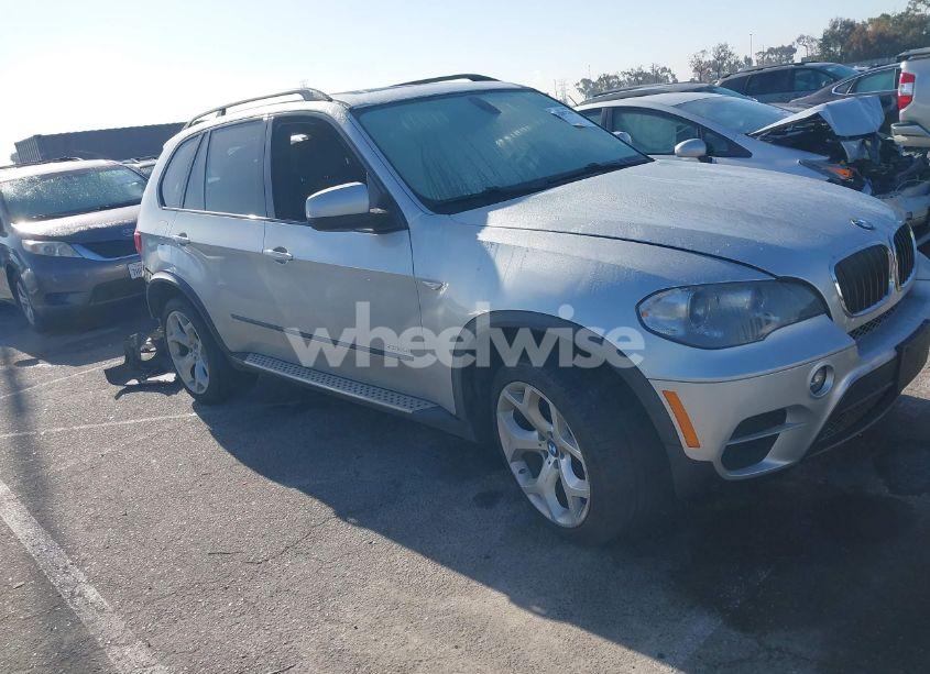 2013 Bmw X5 XDRIVE35I/XDRIVE35I PREMIUM/XDRIVE35I SPORT ACTIVITY (VIN 5UXZV4C55D0B04336) main photo