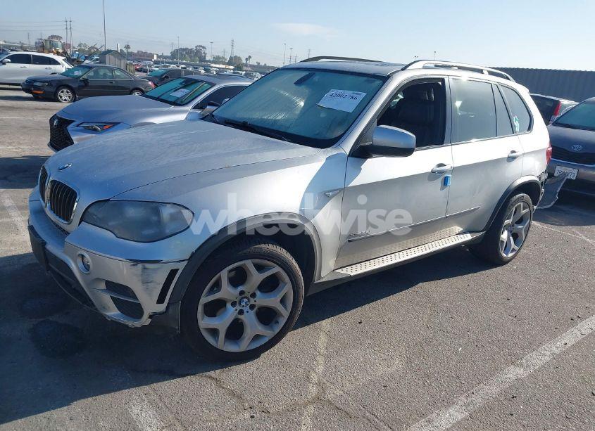 Photo 2 of 2013 Bmw X5 XDRIVE35I/XDRIVE35I PREMIUM/XDRIVE35I SPORT ACTIVITY (VIN 5UXZV4C55D0B04336)