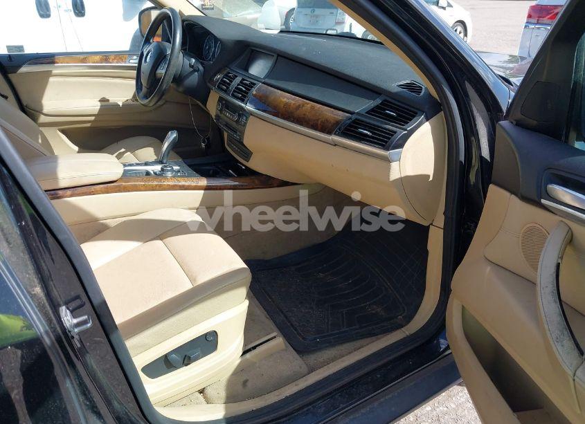 Photo 5 of 2011 Bmw X5 XDRIVE35I/XDRIVE35I PREMIUM/XDRIVE35I SPORT ACTIVITY (VIN 5UXZV4C56BL740420)