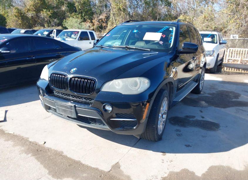 Photo 2 of 2011 Bmw X5 XDRIVE35I/XDRIVE35I PREMIUM/XDRIVE35I SPORT ACTIVITY (VIN 5UXZV4C56BL743401)