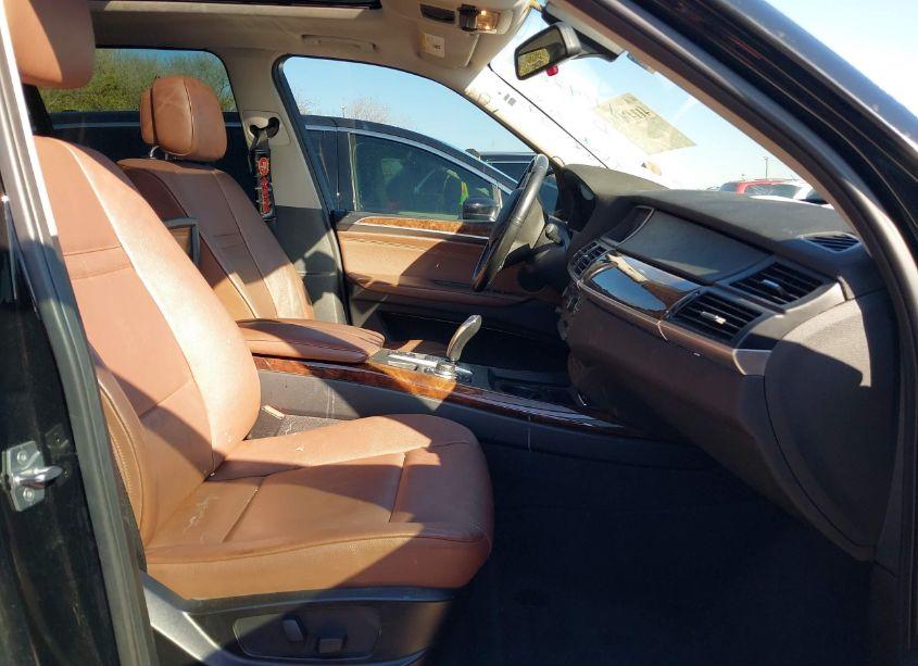 Photo 5 of 2011 Bmw X5 XDRIVE35I/XDRIVE35I PREMIUM/XDRIVE35I SPORT ACTIVITY (VIN 5UXZV4C56BL743401)