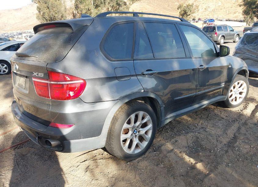Photo 4 of 2012 Bmw X5 XDRIVE35I/XDRIVE35I PREMIUM/XDRIVE35I SPORT ACTIVITY (VIN 5UXZV4C56CL748745)