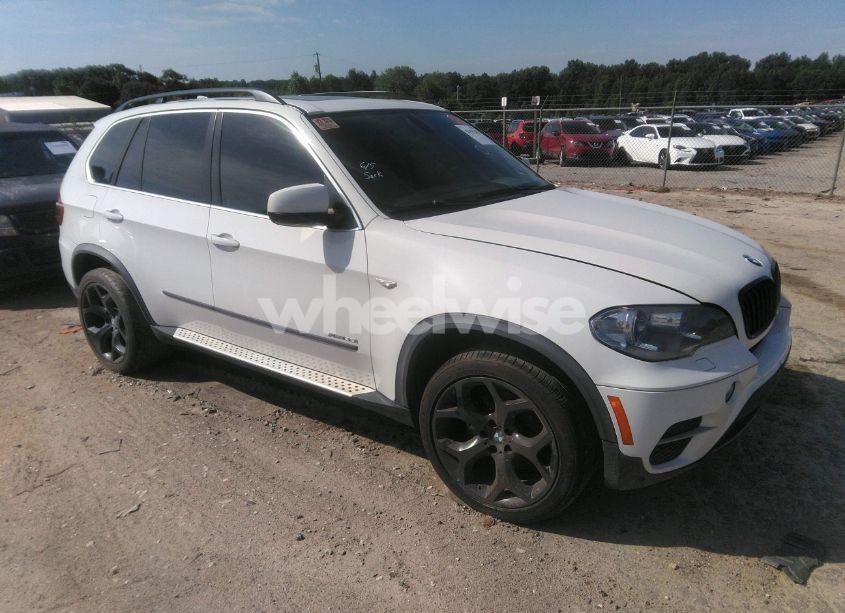 2013 Bmw X5 XDRIVE35I/XDRIVE35I PREMIUM/XDRIVE35I SPORT ACTIVITY (VIN 5UXZV4C56D0B20867) main photo