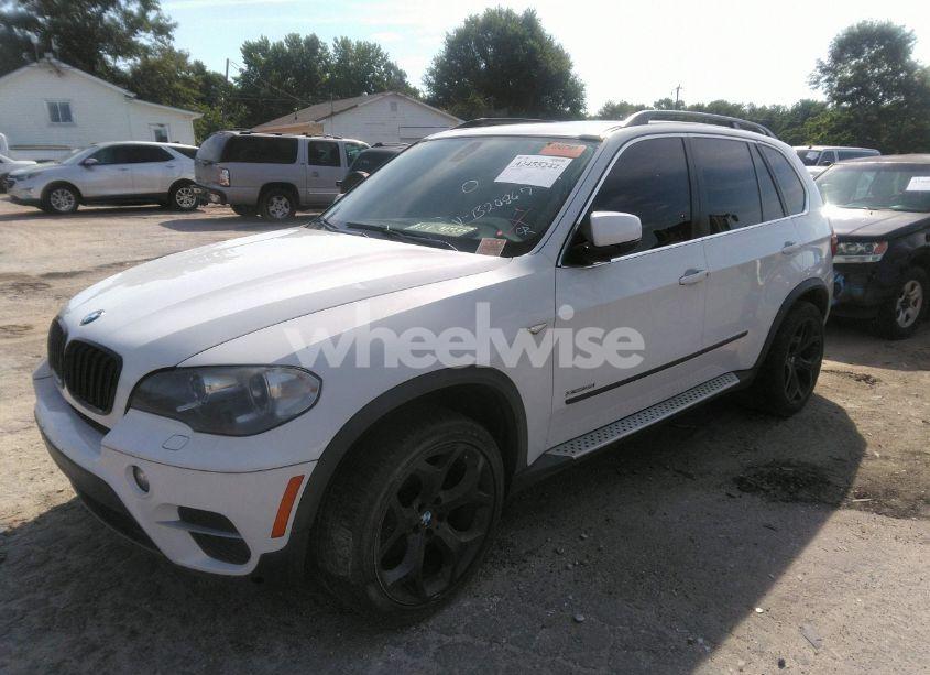 Photo 2 of 2013 Bmw X5 XDRIVE35I/XDRIVE35I PREMIUM/XDRIVE35I SPORT ACTIVITY (VIN 5UXZV4C56D0B20867)