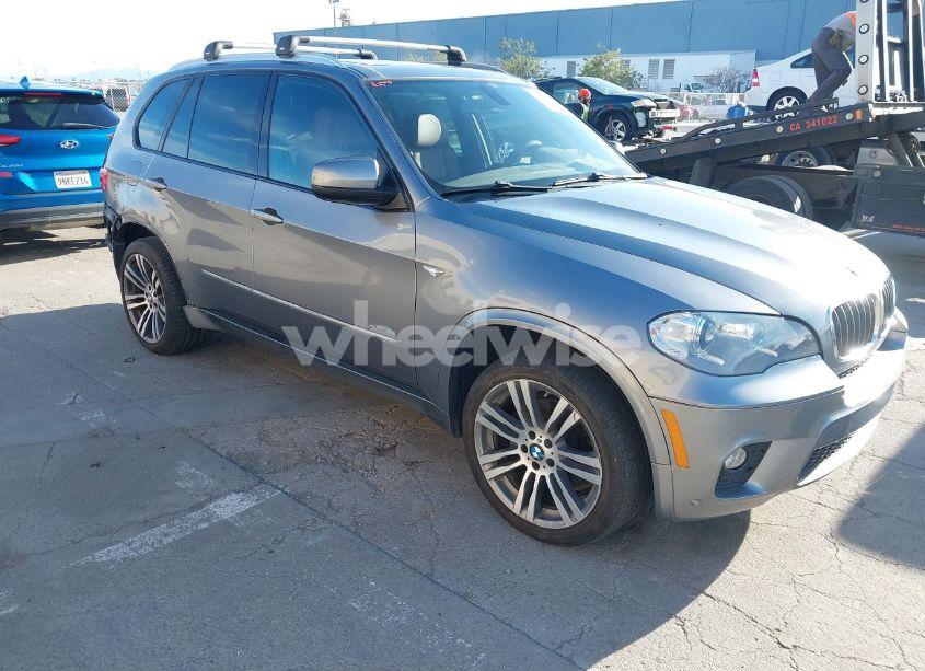 2013 Bmw X5 XDRIVE35I/XDRIVE35I PREMIUM/XDRIVE35I SPORT ACTIVITY (VIN 5UXZV4C56D0B22053) main photo