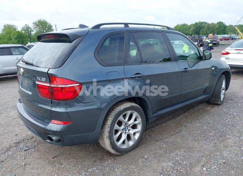 Photo 4 of 2011 Bmw X5 XDRIVE35I/XDRIVE35I PREMIUM/XDRIVE35I SPORT ACTIVITY (VIN 5UXZV4C57BL402606)