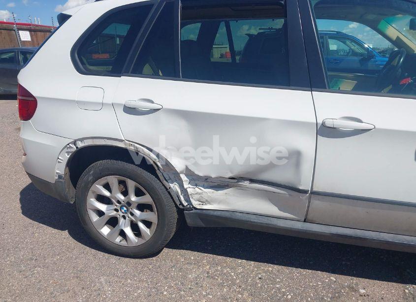 Photo 6 of 2011 Bmw X5 XDRIVE35I/XDRIVE35I PREMIUM/XDRIVE35I SPORT ACTIVITY (VIN 5UXZV4C57BL412326)