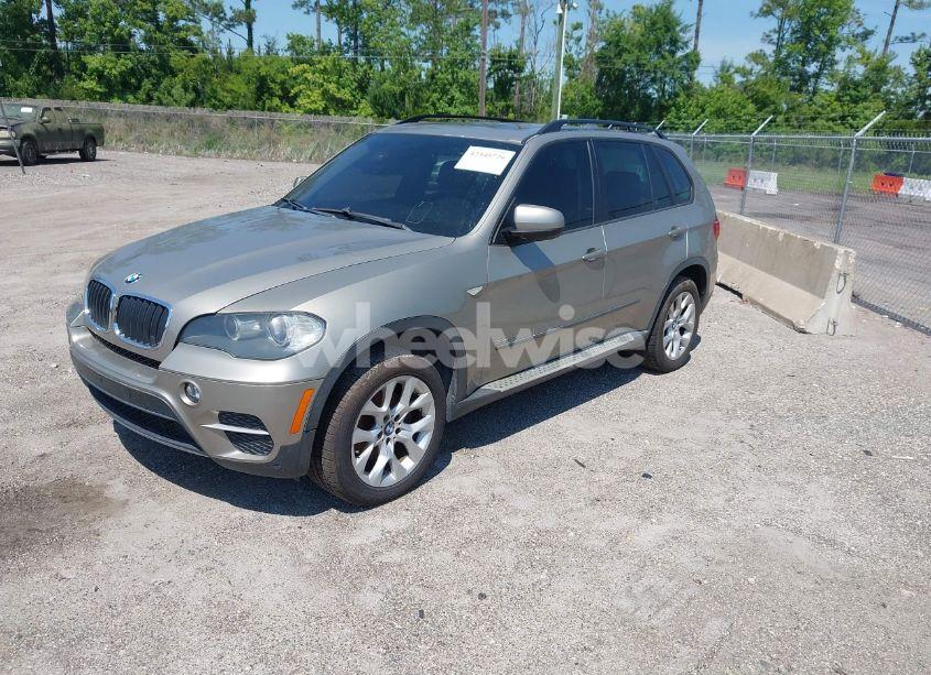 Photo 2 of 2011 Bmw X5 XDRIVE35I/XDRIVE35I PREMIUM/XDRIVE35I SPORT ACTIVITY (VIN 5UXZV4C57BL414643)