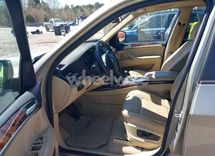 Photo 5 of 2011 Bmw X5 XDRIVE35I/XDRIVE35I PREMIUM/XDRIVE35I SPORT ACTIVITY (VIN 5UXZV4C57BL415565)