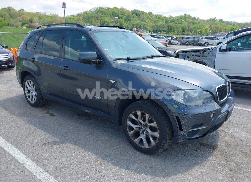 2011 Bmw X5 XDRIVE35I/XDRIVE35I PREMIUM/XDRIVE35I SPORT ACTIVITY (VIN 5UXZV4C57BL739907) main photo
