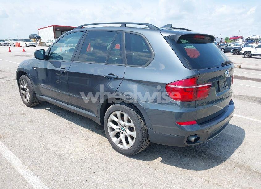 Photo 3 of 2011 Bmw X5 XDRIVE35I/XDRIVE35I PREMIUM/XDRIVE35I SPORT ACTIVITY (VIN 5UXZV4C57BL739907)