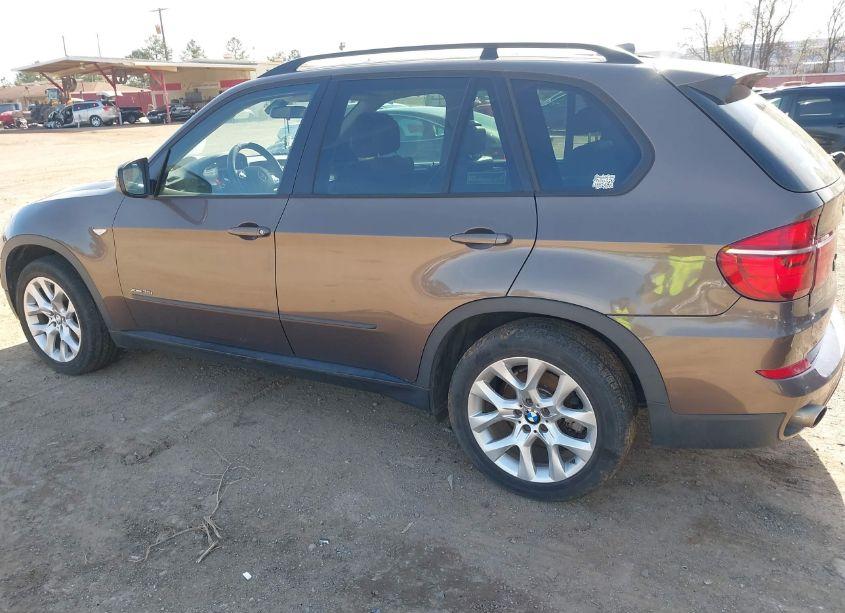 Photo 3 of 2011 Bmw X5 XDRIVE35I/XDRIVE35I PREMIUM/XDRIVE35I SPORT ACTIVITY (VIN 5UXZV4C57BL743360)