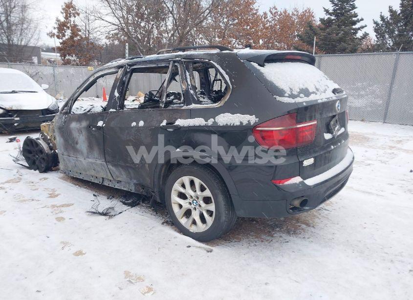 Photo 3 of 2013 Bmw X5 XDRIVE35I/XDRIVE35I PREMIUM/XDRIVE35I SPORT ACTIVITY (VIN 5UXZV4C58D0B21647)