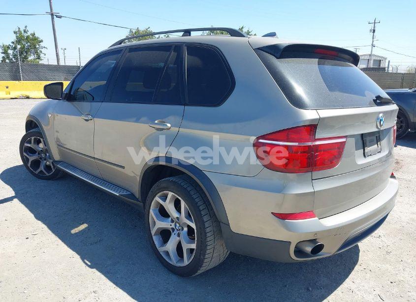 Photo 3 of 2011 Bmw X5 XDRIVE35I/XDRIVE35I PREMIUM/XDRIVE35I SPORT ACTIVITY (VIN 5UXZV4C59BL406723)