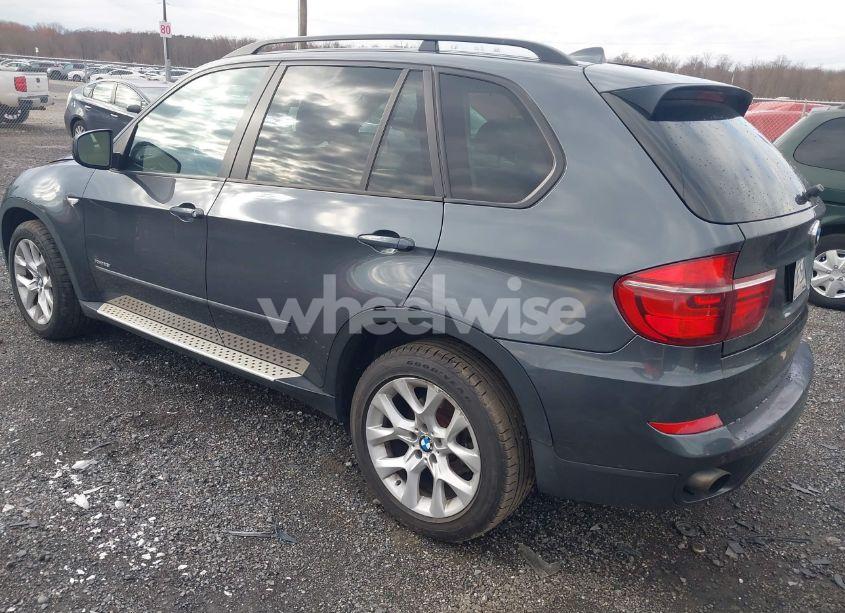 Photo 3 of 2011 Bmw X5 XDRIVE35I/XDRIVE35I PREMIUM/XDRIVE35I SPORT ACTIVITY (VIN 5UXZV4C59BL415034)