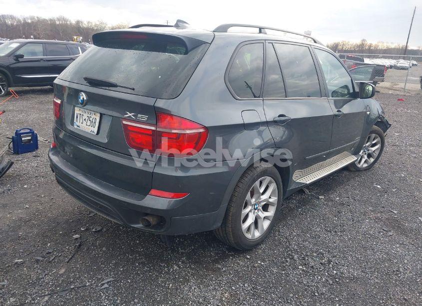 Photo 4 of 2011 Bmw X5 XDRIVE35I/XDRIVE35I PREMIUM/XDRIVE35I SPORT ACTIVITY (VIN 5UXZV4C59BL415034)