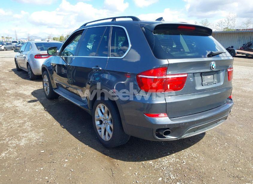 Photo 3 of 2013 Bmw X5 XDRIVE35I/XDRIVE35I PREMIUM/XDRIVE35I SPORT ACTIVITY (VIN 5UXZV4C59D0B07224)