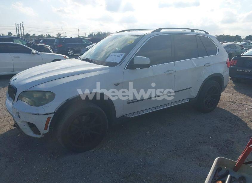 Photo 2 of 2013 Bmw X5 XDRIVE35I/XDRIVE35I PREMIUM/XDRIVE35I SPORT ACTIVITY (VIN 5UXZV4C59D0E04526)