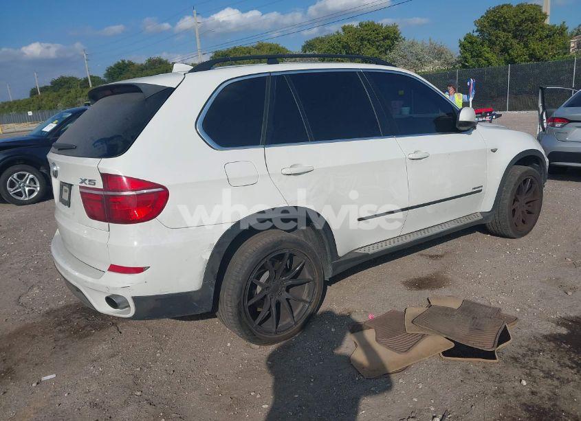 Photo 4 of 2013 Bmw X5 XDRIVE35I/XDRIVE35I PREMIUM/XDRIVE35I SPORT ACTIVITY (VIN 5UXZV4C59D0E04526)