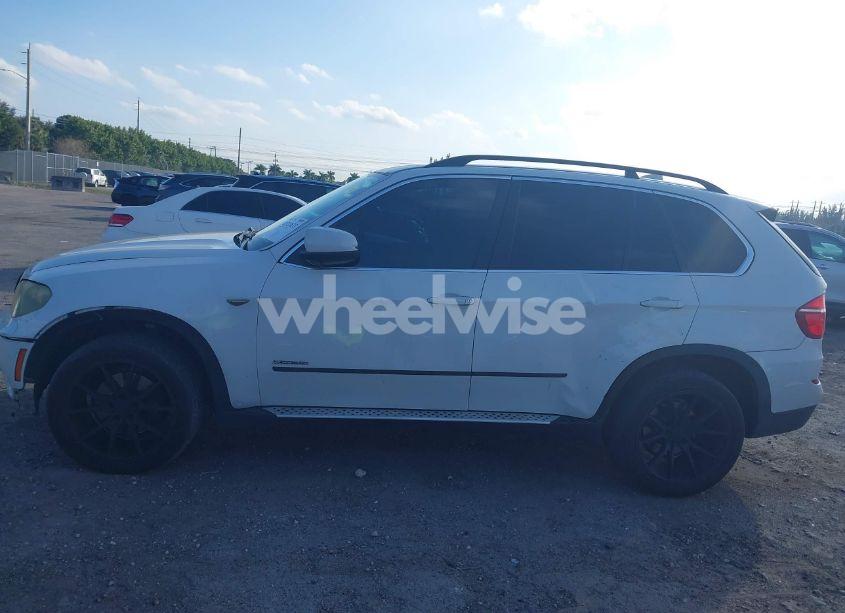 Photo 6 of 2013 Bmw X5 XDRIVE35I/XDRIVE35I PREMIUM/XDRIVE35I SPORT ACTIVITY (VIN 5UXZV4C59D0E04526)