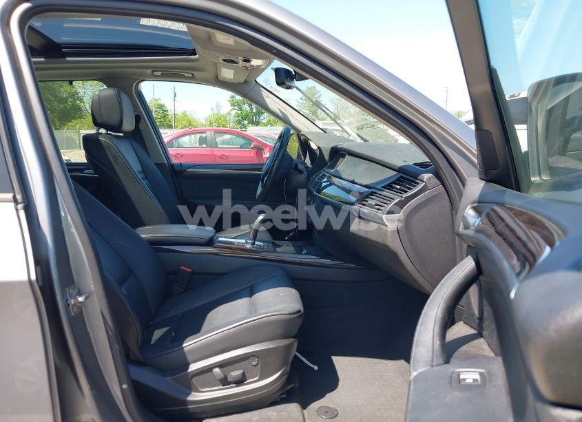 Photo 5 of 2011 Bmw X5 XDRIVE35I/XDRIVE35I PREMIUM/XDRIVE35I SPORT ACTIVITY (VIN 5UXZV4C5XBL410778)