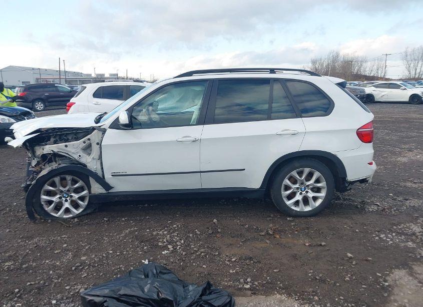 Photo 13 of 2011 Bmw X5 XDRIVE35I/XDRIVE35I PREMIUM/XDRIVE35I SPORT ACTIVITY (VIN 5UXZV4C5XBL411641)