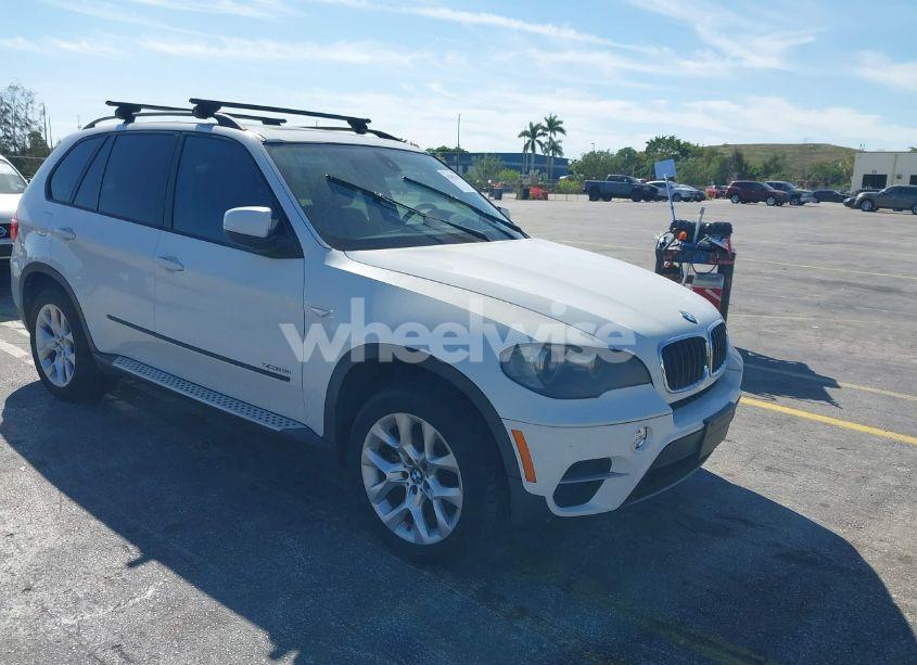 2011 Bmw X5 XDRIVE35I/XDRIVE35I PREMIUM/XDRIVE35I SPORT ACTIVITY (VIN 5UXZV4C5XBL740100) main photo