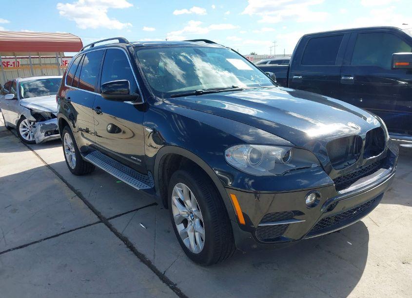 2013 Bmw X5 XDRIVE35I/XDRIVE35I PREMIUM/XDRIVE35I SPORT ACTIVITY (VIN 5UXZV4C5XD0B12805) main photo