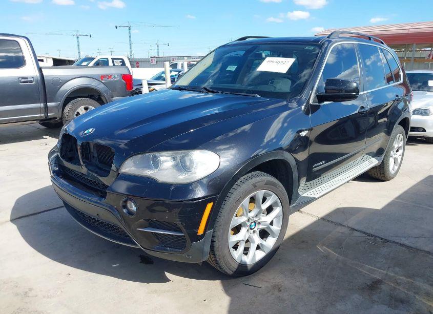 Photo 2 of 2013 Bmw X5 XDRIVE35I/XDRIVE35I PREMIUM/XDRIVE35I SPORT ACTIVITY (VIN 5UXZV4C5XD0B12805)