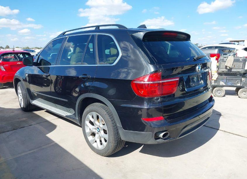 Photo 3 of 2013 Bmw X5 XDRIVE35I/XDRIVE35I PREMIUM/XDRIVE35I SPORT ACTIVITY (VIN 5UXZV4C5XD0B12805)