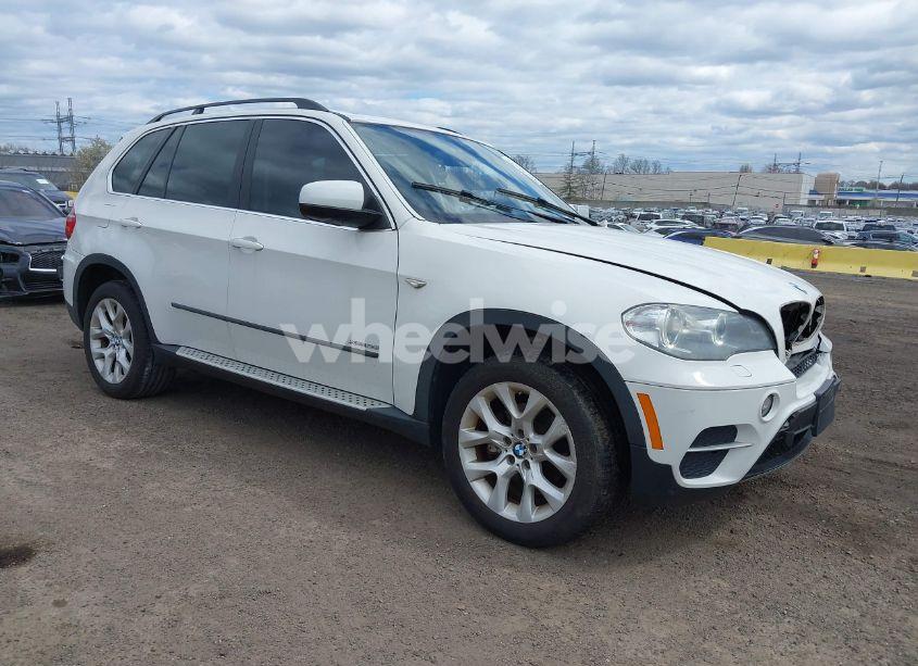 2013 Bmw X5 N/A (VIN 5UXZV4C5XD0B17793) main photo