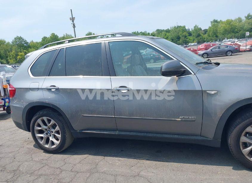 Photo 13 of 2013 Bmw X5 XDRIVE35I/XDRIVE35I PREMIUM/XDRIVE35I SPORT ACTIVITY (VIN 5UXZV4C5XD0E03918)