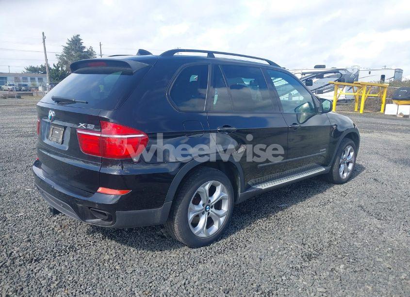Photo 4 of 2013 Bmw X5 XDRIVE50I (VIN 5UXZV8C51DL426944)