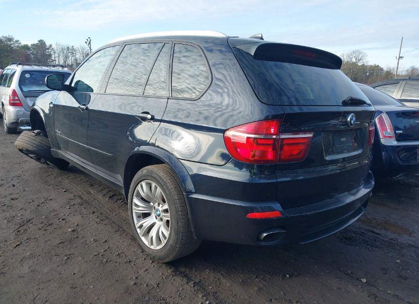 Photo 3 of 2013 Bmw X5 XDRIVE50I (VIN 5UXZV8C52D0C14820)