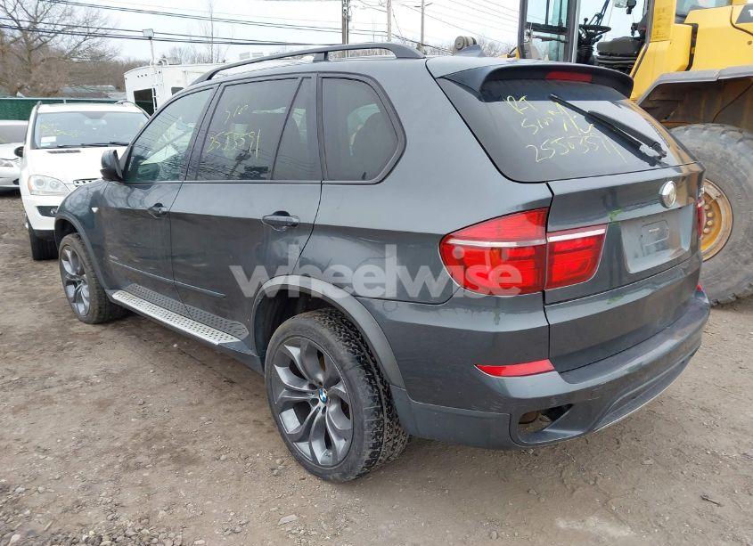 Photo 3 of 2011 Bmw X5 XDRIVE50I (VIN 5UXZV8C54BL418480)