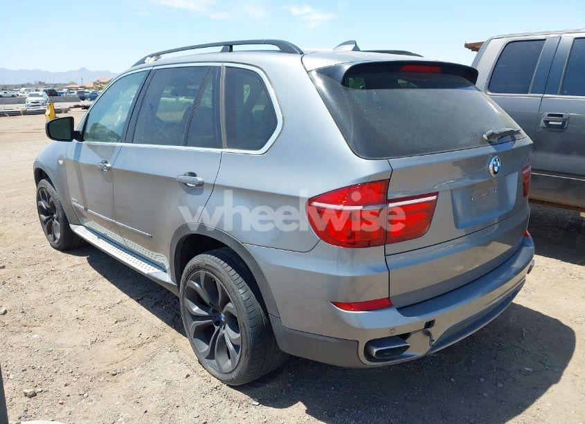 Photo 3 of 2013 Bmw X5 XDRIVE50I (VIN 5UXZV8C56D0C15064)