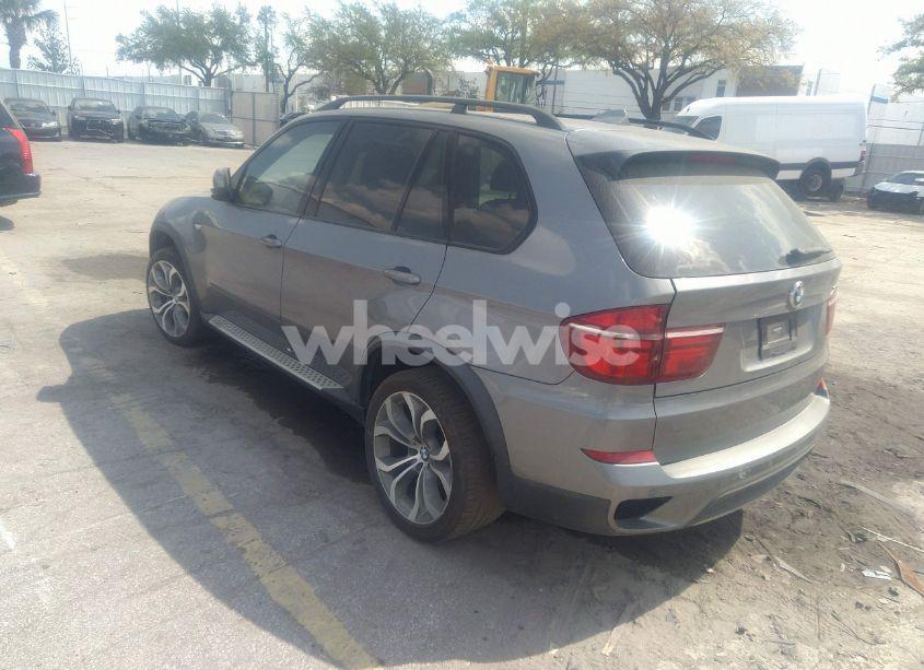 Photo 3 of 2013 Bmw X5 XDRIVE50I (VIN 5UXZV8C56D0C16375)
