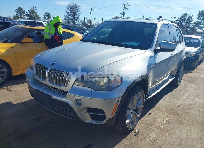 Photo 2 of 2012 Bmw X5 XDRIVE50I (VIN 5UXZV8C5XCL422440)