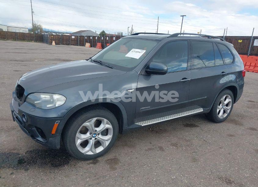 Photo 2 of 2012 Bmw X5 XDRIVE50I (VIN 5UXZV8C5XCL423331)