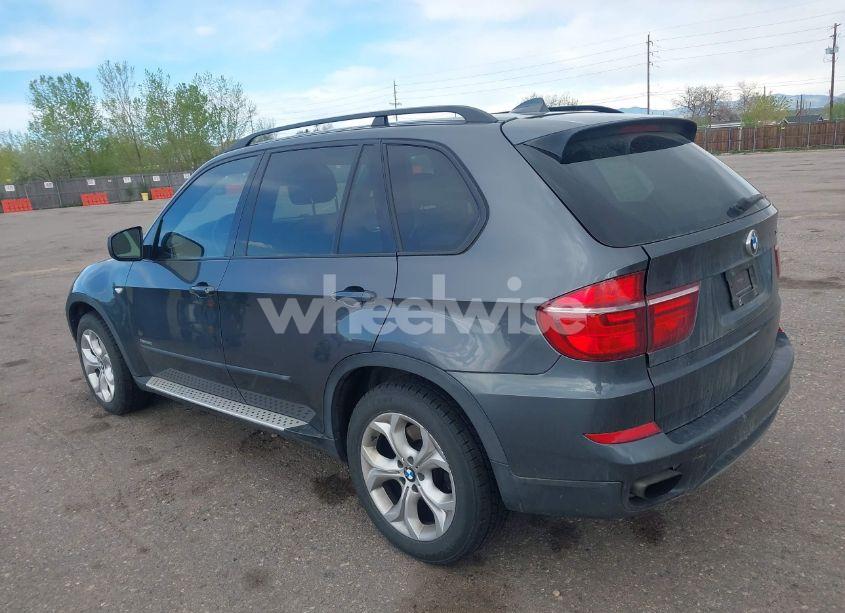Photo 3 of 2012 Bmw X5 XDRIVE50I (VIN 5UXZV8C5XCL423331)