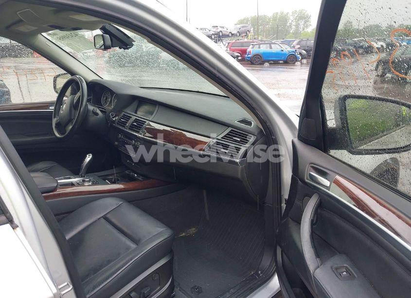 Photo 5 of 2011 Bmw X5 XDRIVE35D (VIN 5UXZW0C50BL660634)