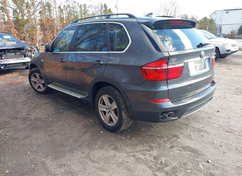 Photo 3 of 2013 Bmw X5 XDRIVE35D (VIN 5UXZW0C51D0B93103)