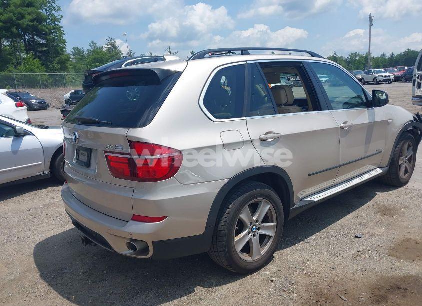 Photo 4 of 2013 Bmw X5 XDRIVE35D (VIN 5UXZW0C52D0B95023)