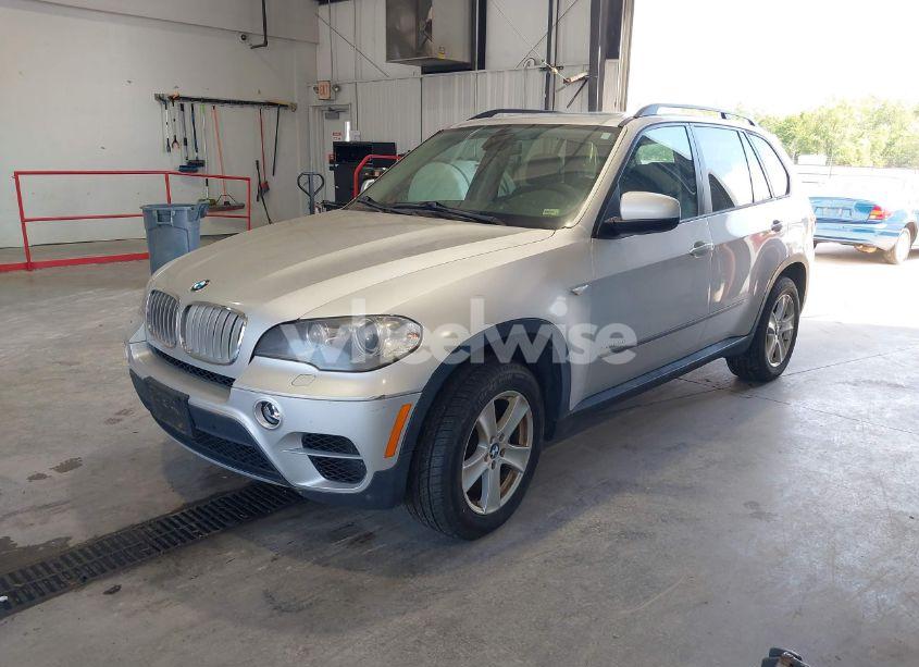 Photo 2 of 2012 Bmw X5 XDRIVE35D (VIN 5UXZW0C53CL674187)