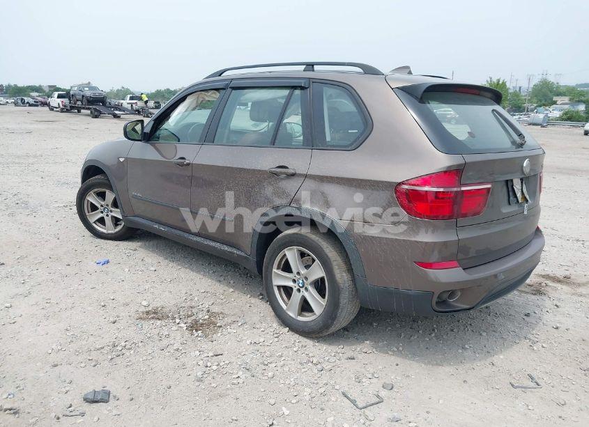 Photo 3 of 2011 Bmw X5 XDRIVE35D (VIN 5UXZW0C57BL657763)