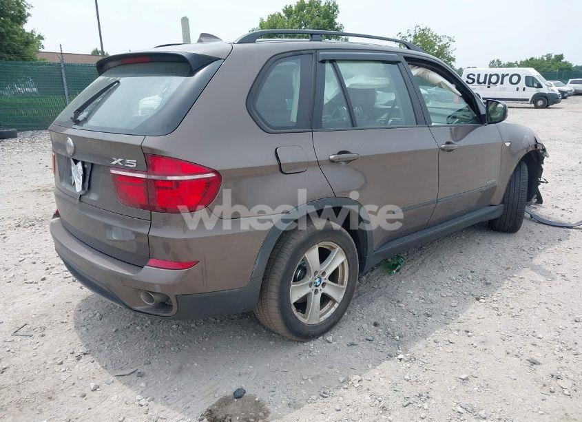 Photo 4 of 2011 Bmw X5 XDRIVE35D (VIN 5UXZW0C57BL657763)