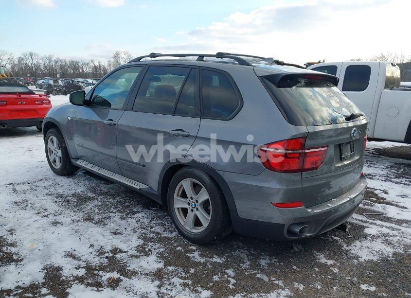Photo 3 of 2012 Bmw X5 XDRIVE35D (VIN 5UXZW0C59CL663758)